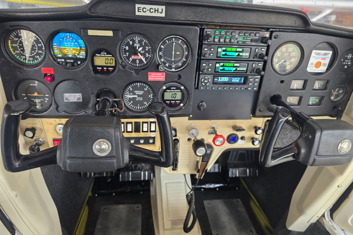 Alquiler-Cessna-FRA-150L-MRO-Aviation-5